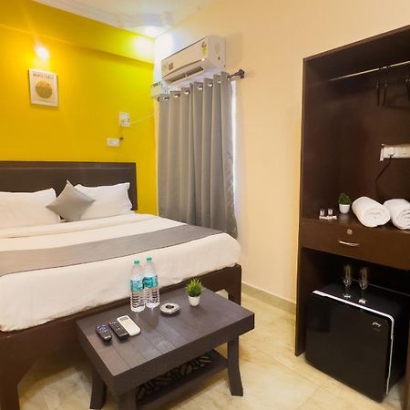 Hotel Candolim Aloft Esterno foto