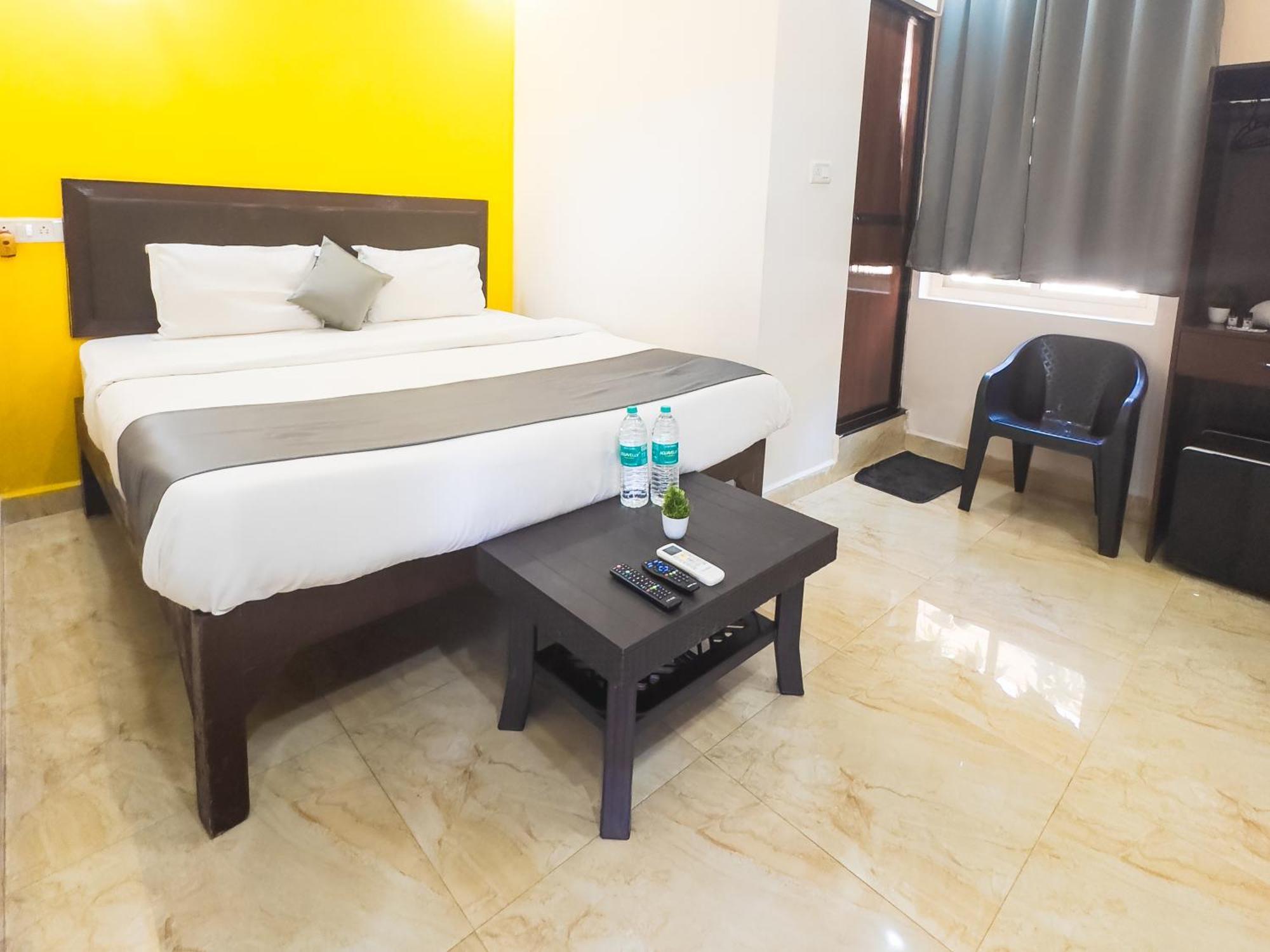Hotel Candolim Aloft Esterno foto